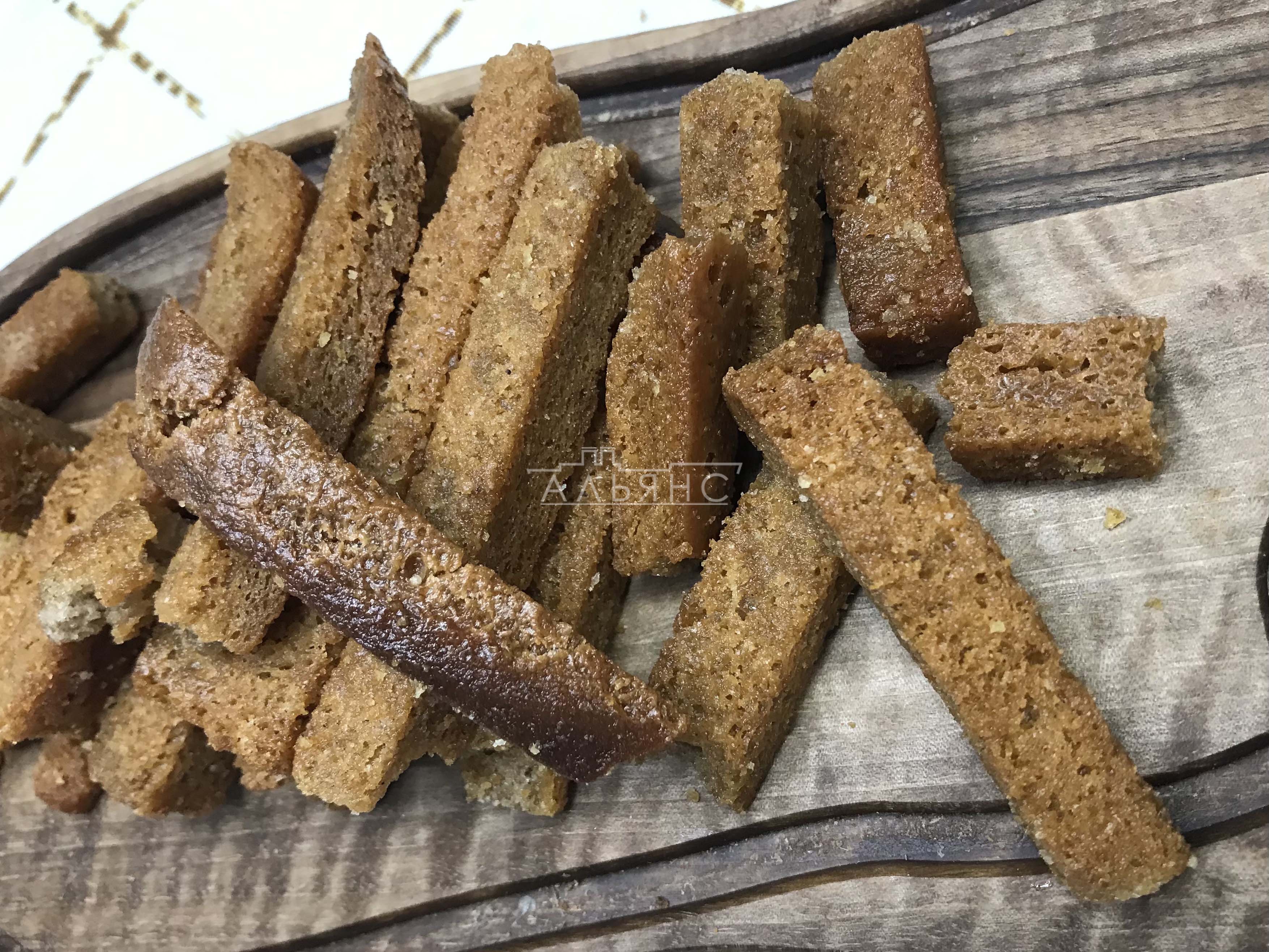 Деревенские гренки с чесноком в Ликино-Дулево