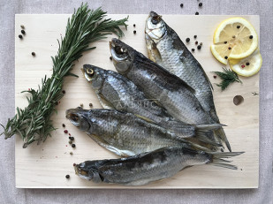 Уши свиные с хреном 